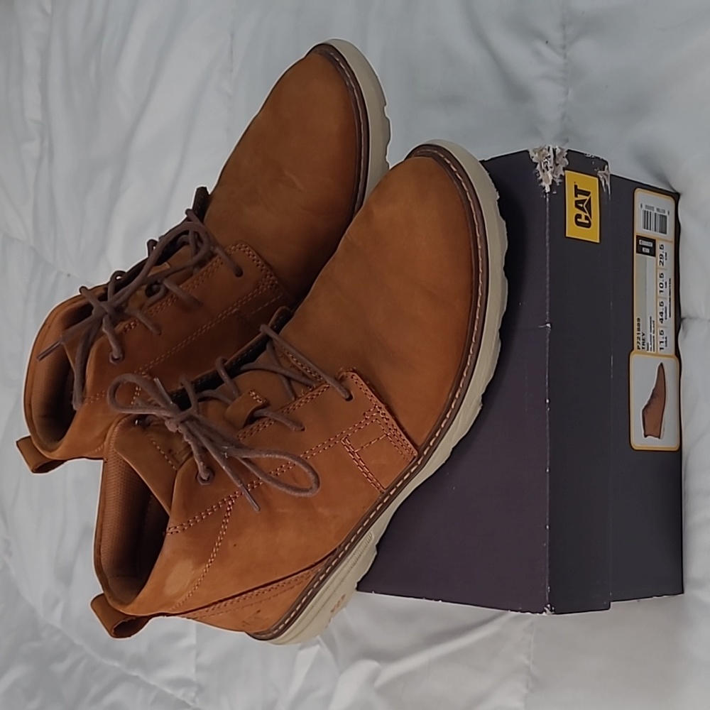 Caterpillar boots